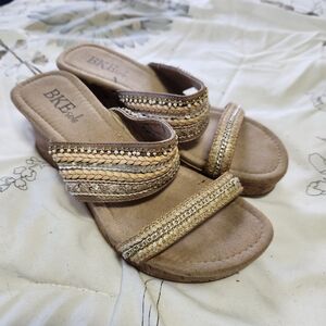 BKE Women's Tan Sandals